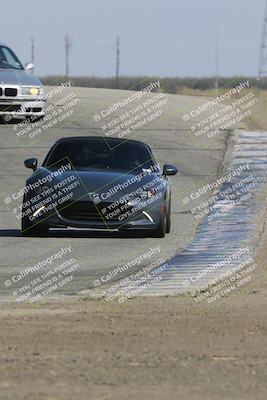 media/Oct-21-2023-Speed Ventures (Sat) [[ddf75163c5]]/Yellow/Grapevine/